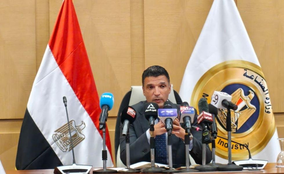 وزير الصناعة: نستهدف الوصول إلى 30 مطورا صناعيا في مصر