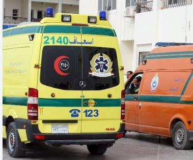 إصابة 5 أشخاص إثر تصادم سيارة ملاكي وميكروباص بطريق القاهرة- الإسماعيلية