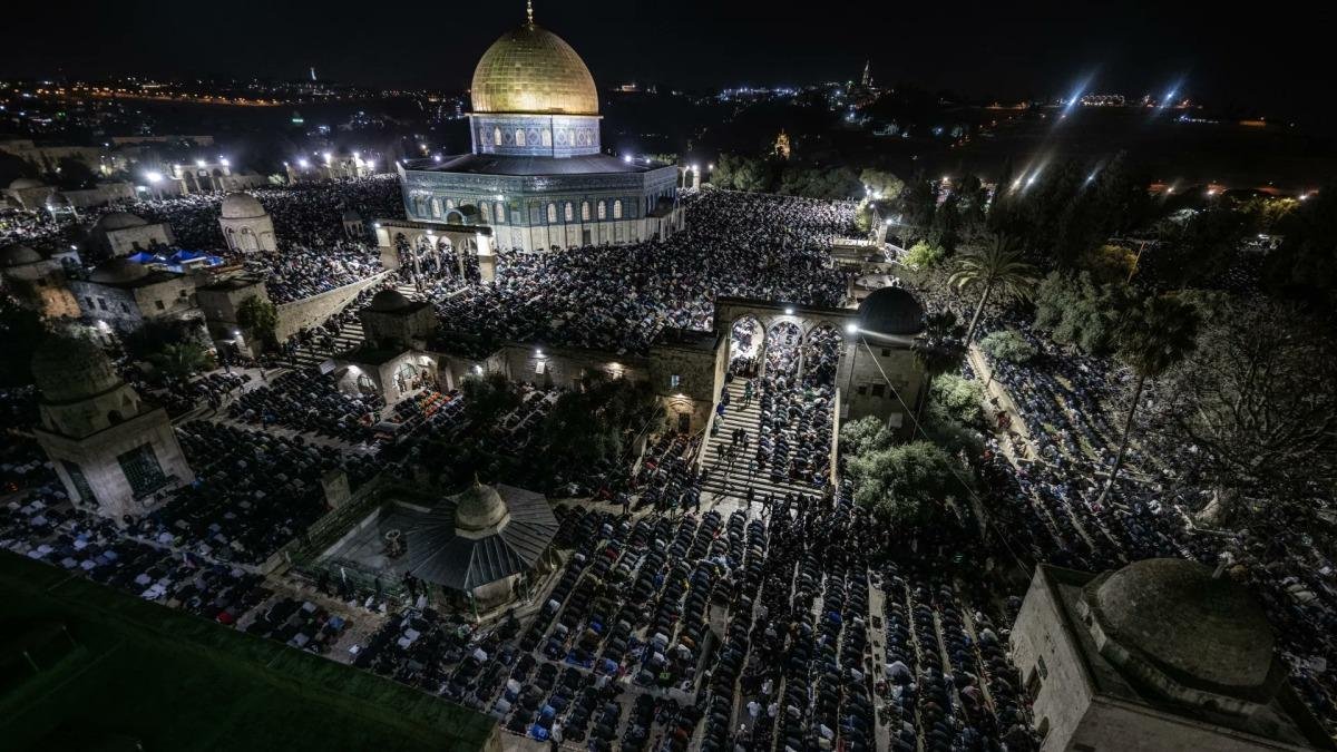 الرئاسة الفلسطينية تحذر من خطورة استمرار الانتهاكات الإسرائيلية للمسجد الأقصى والمقدسات الإسلامية