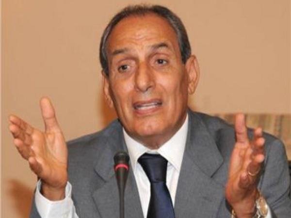 اتحاد الكرة ينعى الدهشوري حرب