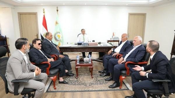 وزير الزراعة: صناعة الدواجن ركيزة أساسية للأمن الغذائي القومي