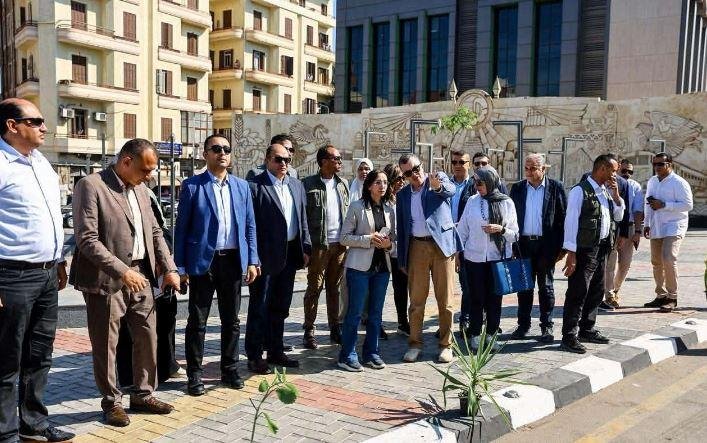 باستثمارات 4.8 مليار جنيه.. وزير التخطيط يتفقد مشروعات صحية وتعليمية وتطوير ميدان المحطة بالبحيرة
