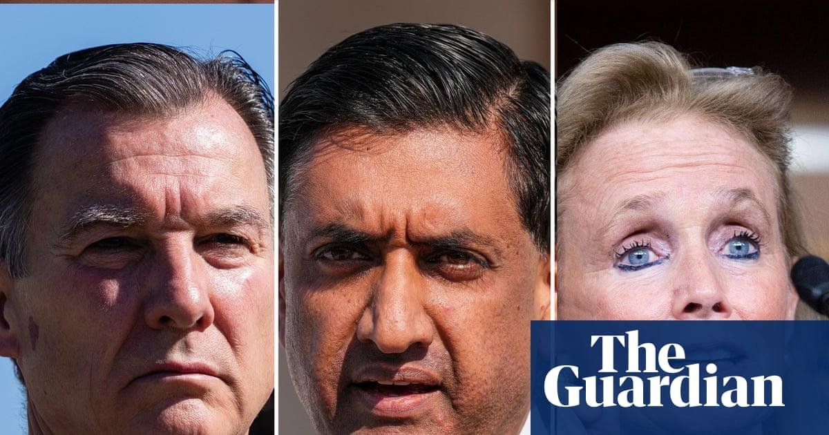 Democratic lawmakers propose bank funded by China tariffs to boost US manufacturing