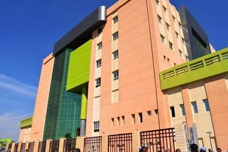 تخصيص مقر خدمي في إسنا بالأقصر لمراجعة أوراق التأمين الصحي الشامل لغير القادرين