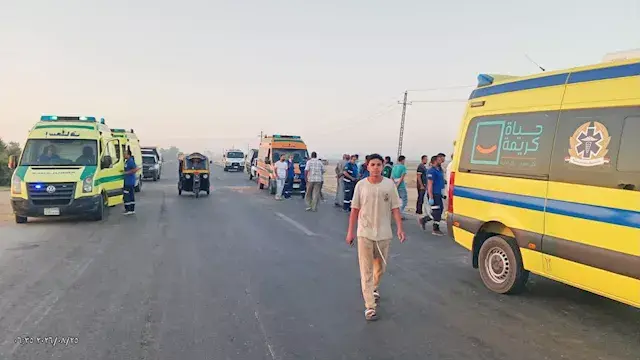 عمال اليومية هربوا.. شاهد عيان يروي تفاصيل جديدة بشأن حادث طريق الدواويس- خاص