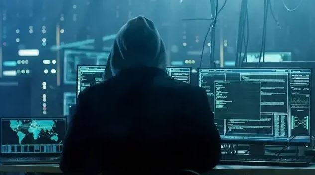 تليجراف: هاكرز مرتبطون بإيران يعطلون محطة كهرباء في بريطانيا لعدة أيام