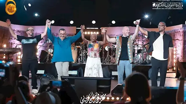 صور..النجمة العالمية أنجيليك كيدجو تشعل أجواء مهرجان قرطاج