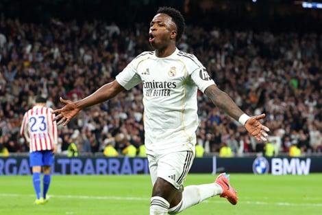 ريال مدريد يعلن تمديد عقد فينيسيوس جونيور حتى 2032