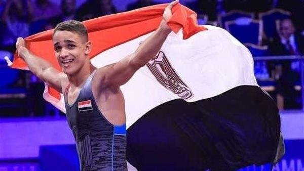 مصطفى حسين يتأهل إلى ربع نهائي المصارعة الرومانية بدورة ألعاب البحر المتوسط
