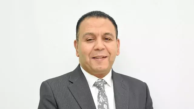 قبل انطلاق العام الدراسي.. خبير تربوي يطالب بمد الإجازة أسبوعًا لهذه الأسباب