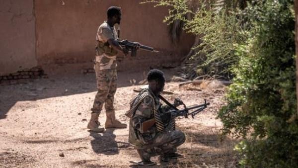 الجيش السوداني يستهدف رتلاً للدعم السريع بمسيّرات شمال دارفور