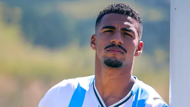 أولى الصفقات الصيفية.. بيراميدز يعلن ضم إياد العسقلاني رسميا