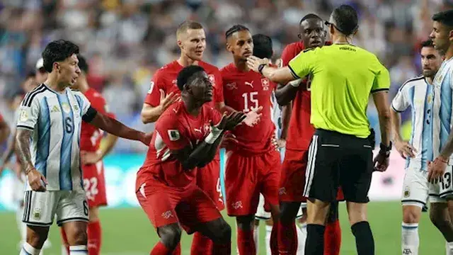بعد جدل مباراة الأرجنتين.. IFAB تعترف بخطأ طرد إمبولو في ربع نهائي كأس العالم