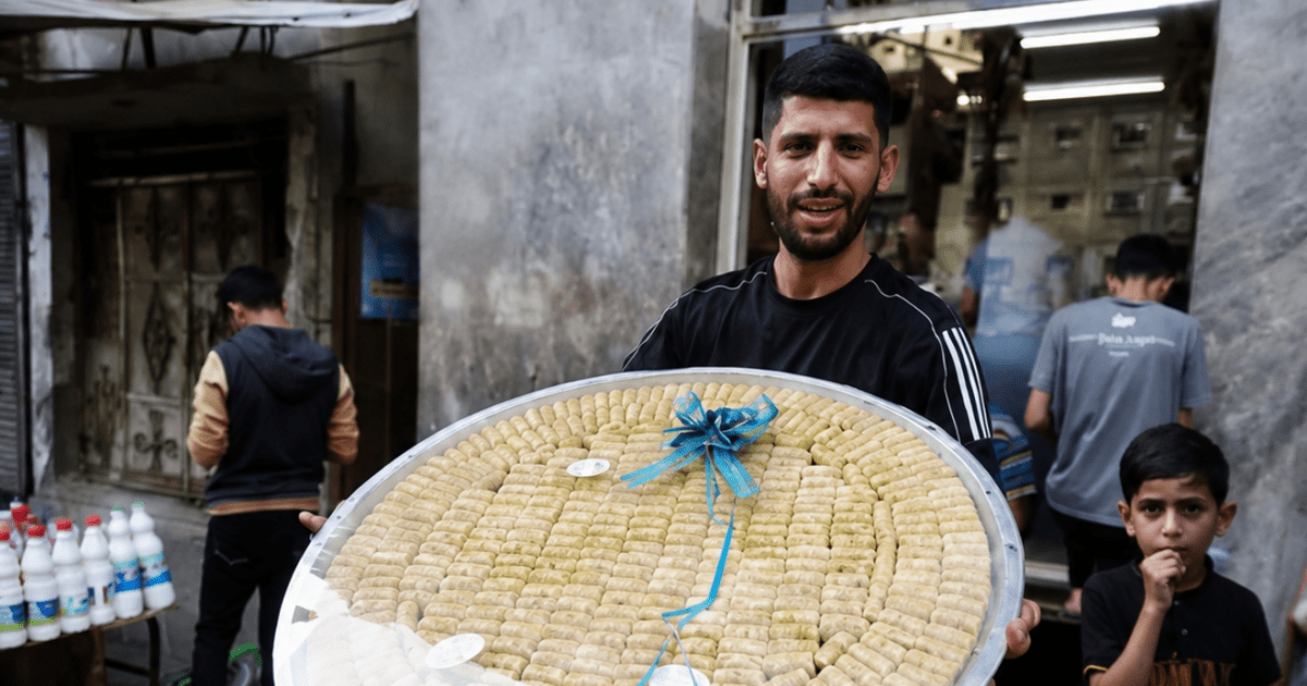 Gaza students overcome Israel’s genocide to mark Tawjihi results