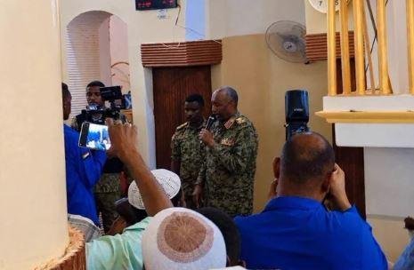 البرهان: لا نستبعد فرض عقوبات على السودان في الأيام المقبلة