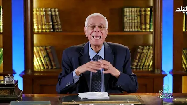 حسام موافي يحذر من تناول الفيتامينات دون استشارة الطبيب- (فيديو)