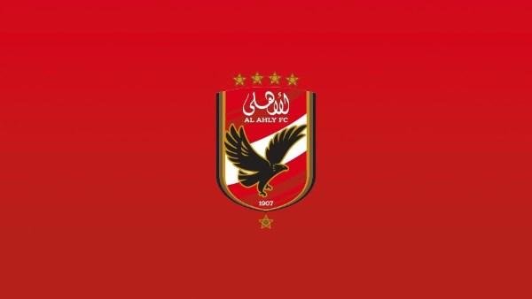لاعب الأهلي ينتقل إلى إستريلا دا أمادورا البرتغالي