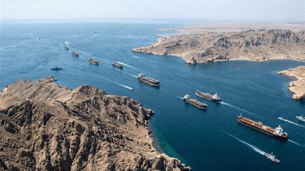 وزير الخزانة الأمريكي يرجح التوصل إلى اتفاق مع إيران لفتح مضيق هرمز اليوم أو غدا