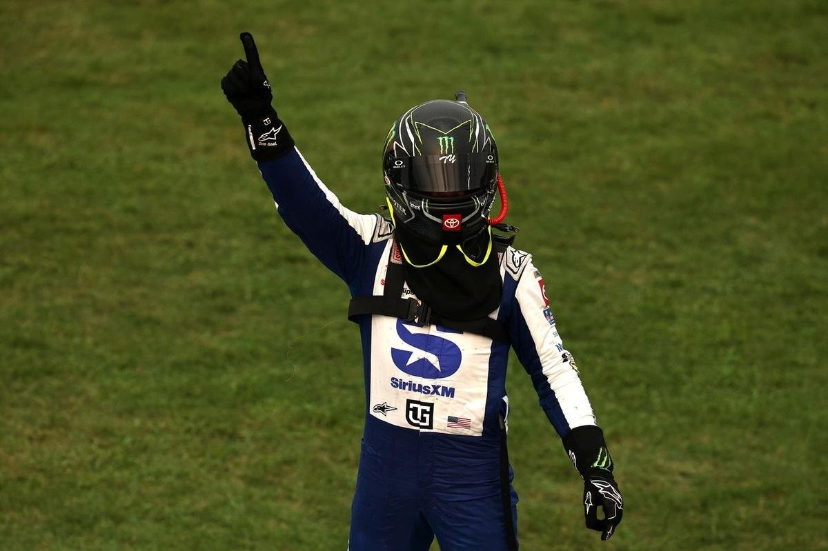 Kyle Petty explains what impressed him most about Ty Gibbs’s win at Iowa