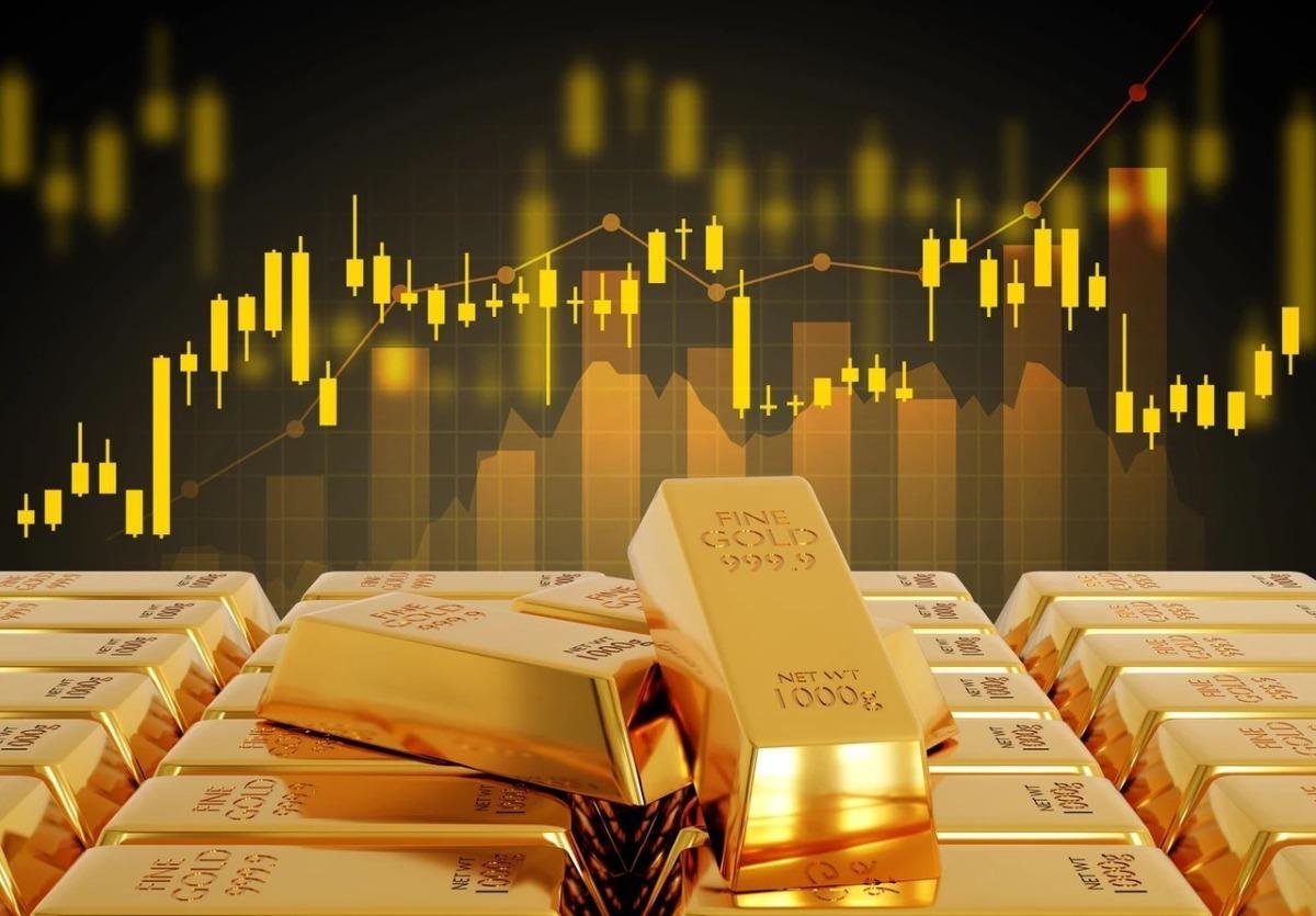 الذهب يبلغ أعلى مستوياته منذ أكثر من 3 أشهر