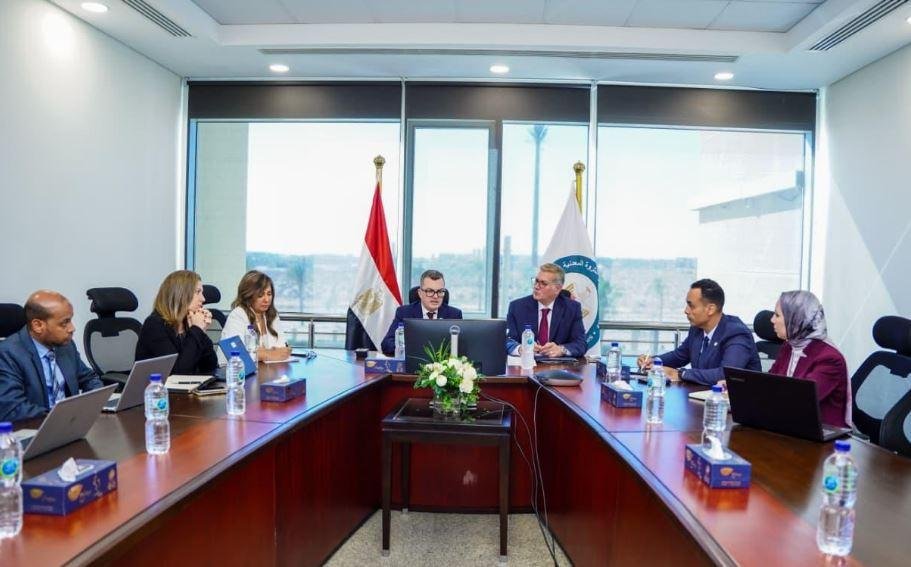 وزيرا التخطيط والبترول يبحثان جهود تحقيق أمن الطاقة ضمن خطة التنمية الاقتصادية والاجتماعية للعام المالي 2026-2027
