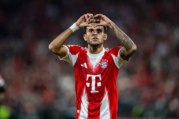 لويس دياز يتمسك بالبقاء مع بايرن ميونخ ويرفض إغراءات الهلال