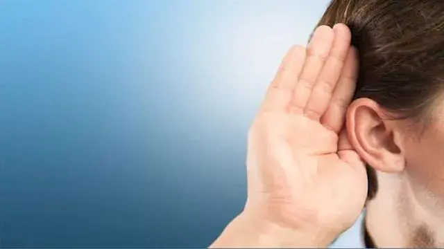 لماذا نشعر أحيانا أن شخصا ينادينا رغم عدم وجوده؟