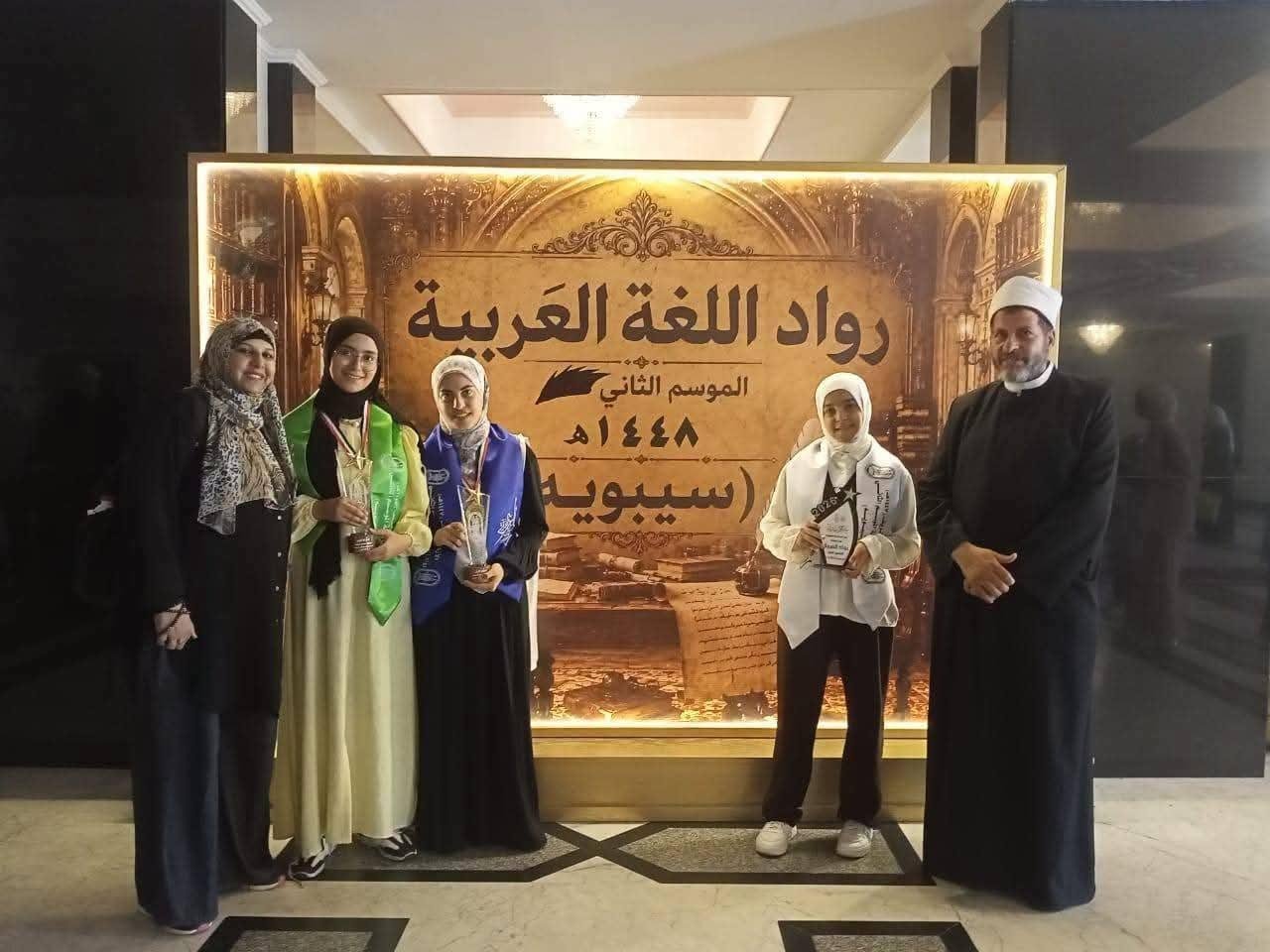 طالبتان بجنوب سيناء تحصدان المركز الأول جمهوريا في مسابقة رواد العربية