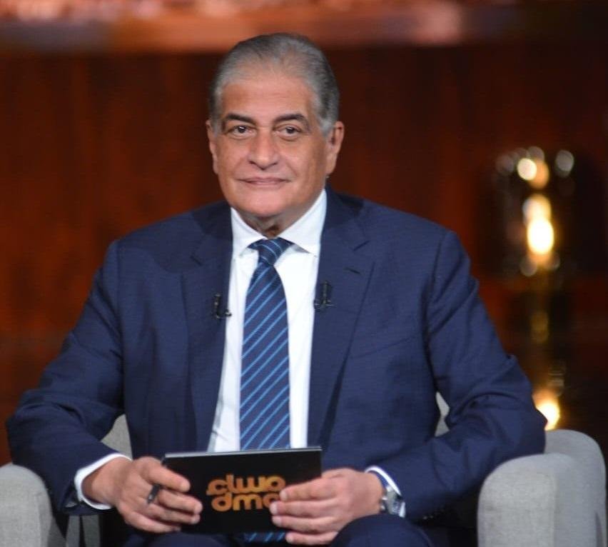 أبلة نفيسة وأبلة أنجيل.. أسامة كمال يسأل البابا تواضروس: فاكر اسم مدرسك في أولى ابتدائي؟