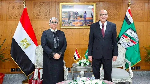 رئيسة "القومي للمرأة" تهنئ رئيس هيئة قضايا الدولة بتوليه منصبه الجديد