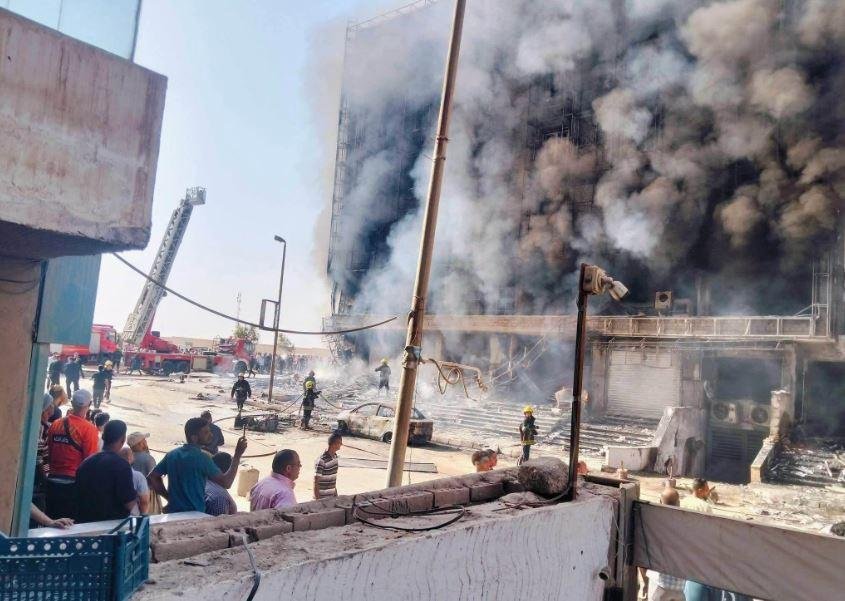 التحريات في حريق عقار بحدائق الأهرام: ماس كهربائي سبب النيران ولا خسائر بشرية