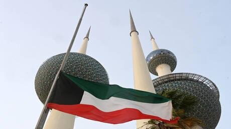 الدفاع الكويتية: مقتل شخص باستهداف إيراني لمبنى شركة صينية شمال البلاد