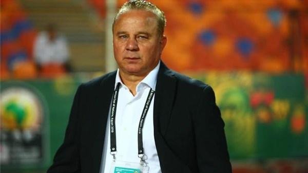 محطات بارزة فى مسيرة شوقي غريب المدير الفني لـ اتحاد الكرة