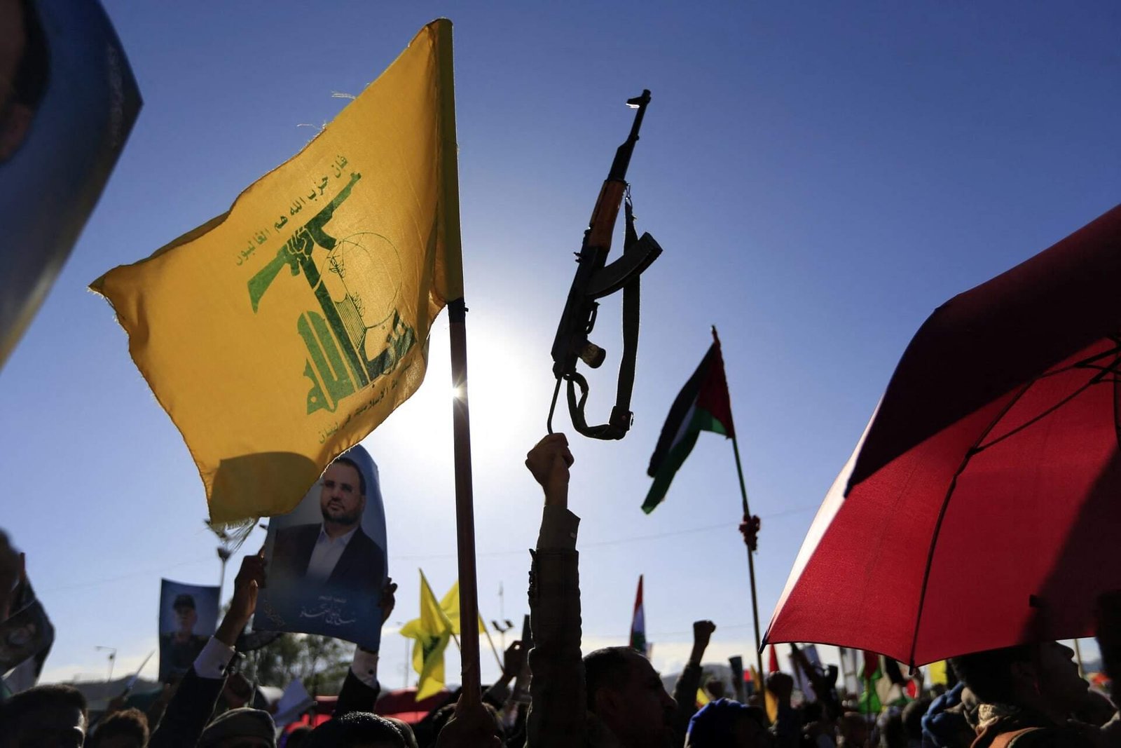 حزب الله يحمّل السلطة اللبنانية مسئولية الجرائم الإسرائيلية في الجنوب ويتّهمها بـ التواطؤ
