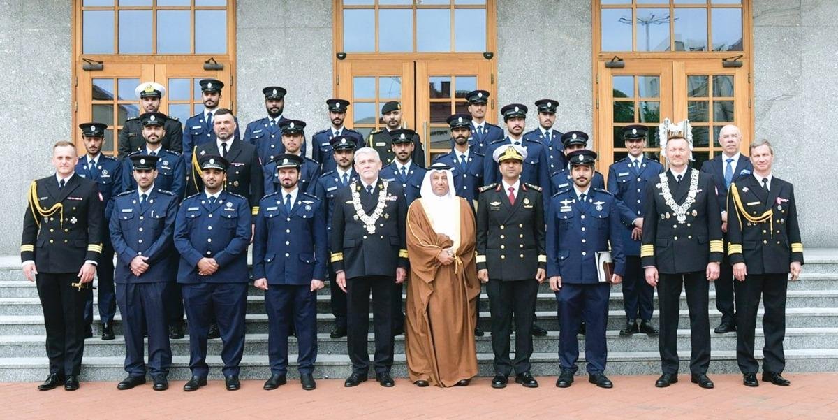 الداخلية تحتفل بتخريج منتسبيها المبتعثين في بولندا