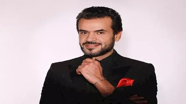 سامو زين يرد على انتقادات صور حفله بطريقة ساخرة