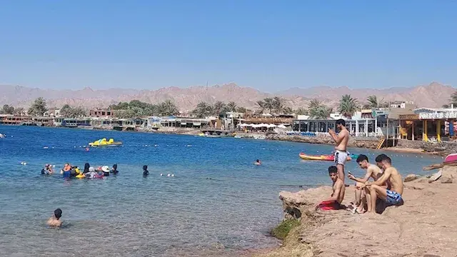 بيان من محافظة جنوب سيناء بسبب الموجة الحارة وحظر السباحة بشواطئ محددة