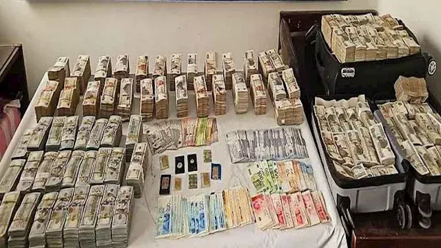 ضبط قضايا اتجار في العملات الأجنبية بقيمة 3 ملايين جنيه خلال 24 ساعة