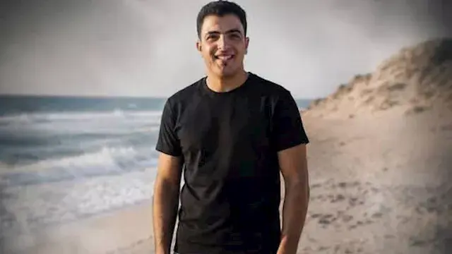 سباحة انتهى بفاجعة.. أمواج البحر المتوسط تبتلع شابًا في كفر الشيخ
