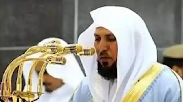 "يا حي يا قيوم".. خطيب المسجد الحرام يوضح فضائل الدعاء بهذين الاسمين ويدعو إلى ملازمتهما