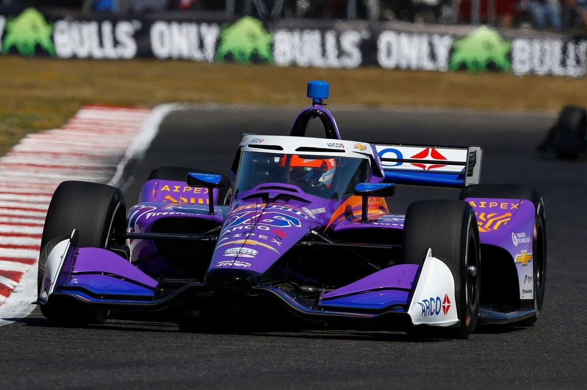 Rinus VeeKay continues IndyCar surge with fourth at Portland