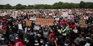 نقابة عازفي أوركسترا بوسطن السيمفوني تجيز أول إضراب في تاريخ الفرقة