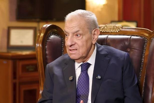 إبراهيم محلب: مصر لا تبيع أصولها.. والدعم الإماراتي تحول من مساندة إلى شراكة استثمارية ناجحة