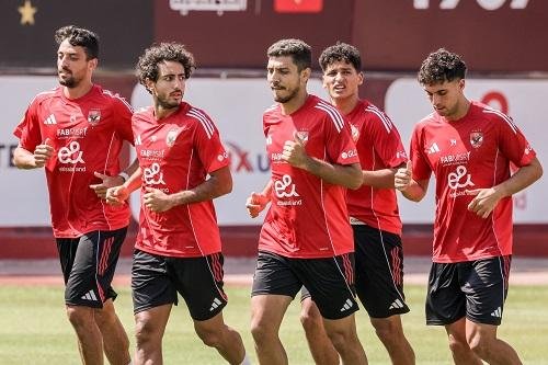 قياسات بدنية للاعبي الأهلي الدوليين قبل الانتظام في التدريبات الجماعية