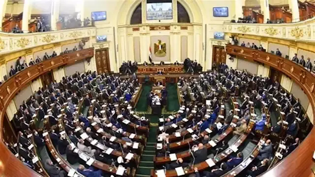 تحرك برلماني لإلزام المصانع بتوفير فرص عمل للشباب لأبناء المناطق المحيطة