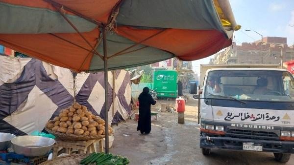 حملات مكثفة لإزالة الإشغالات والتعديات بشوارع الشرقية