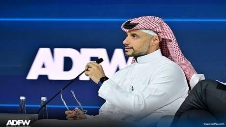 مليونان ونصف المليون مشاهد للضحكة!.. الأمير خالد بن الوليد يعلق على أزمة تغريدة "الضحكة"