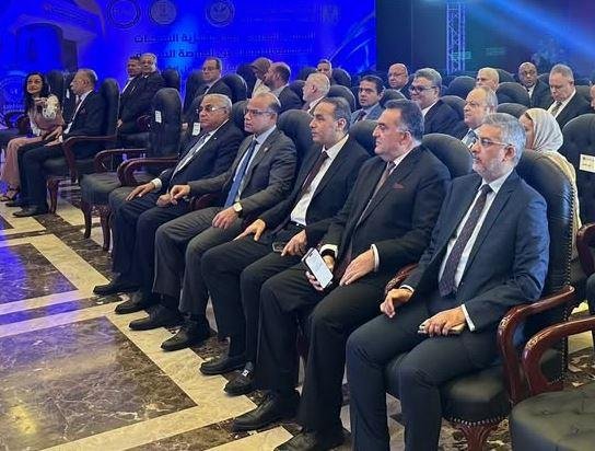 هاشم السيد: بدء القيد النهائي للشركات الحكومية بالبورصة قبل نهاية ديسمبر 2026