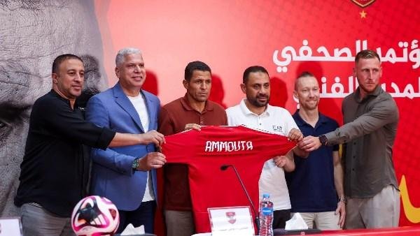 دفاعات الأهلي بخير.. الحسين عموتة يتحفظ على صفقة مدافع سوبر
