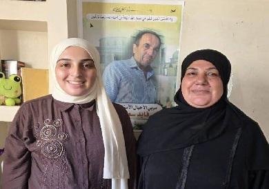 الأولى على الثانوية العامة بقطاع غزة: فخورة بنفسي وسعيدة بحالي رغم الظروف الصعبة